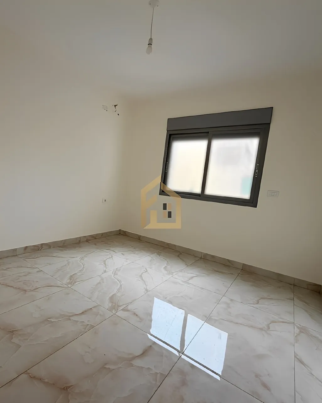 Apartment for Sale in Ain Al Mraiseh, Beirut, Lebanon