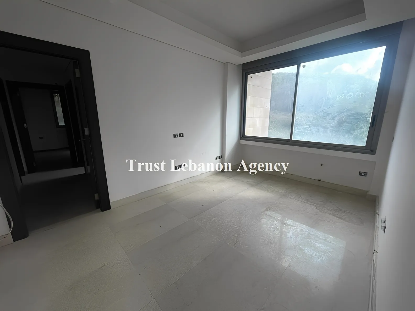 Apartment for Sale in Metn Monteverde Lebanon - 3 bed, 5 bath