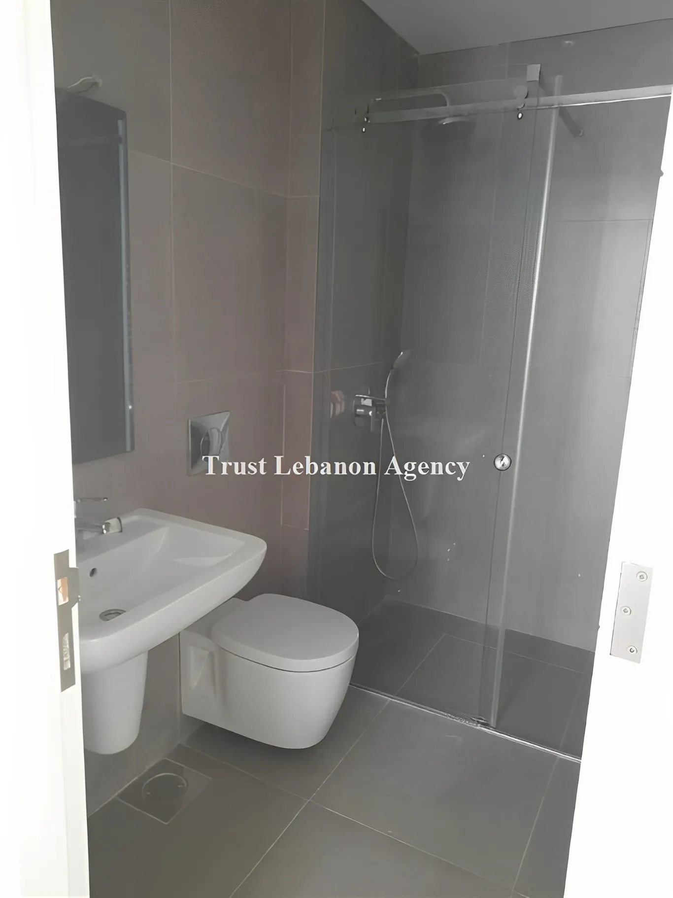 Apartment for Sale in Keserwan Adma - 3 bed, 3 bath