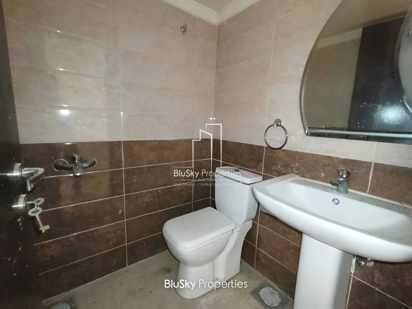 Apartment for Sale in Amchit