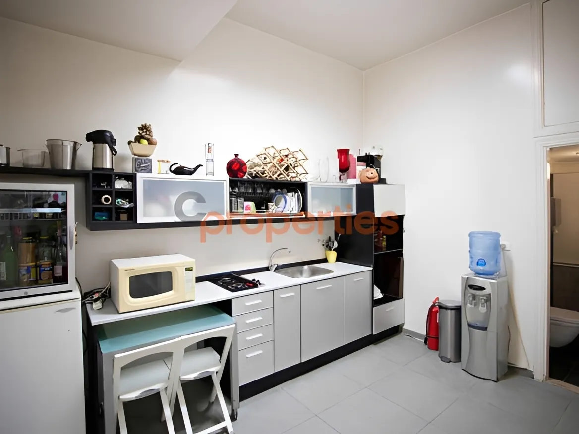 Office for Rent in Sin El Fil