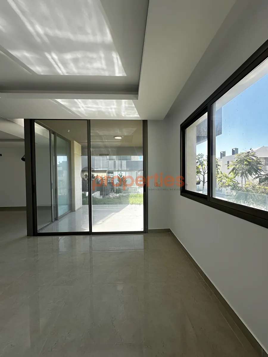 Apartment for Sale in Aamchit