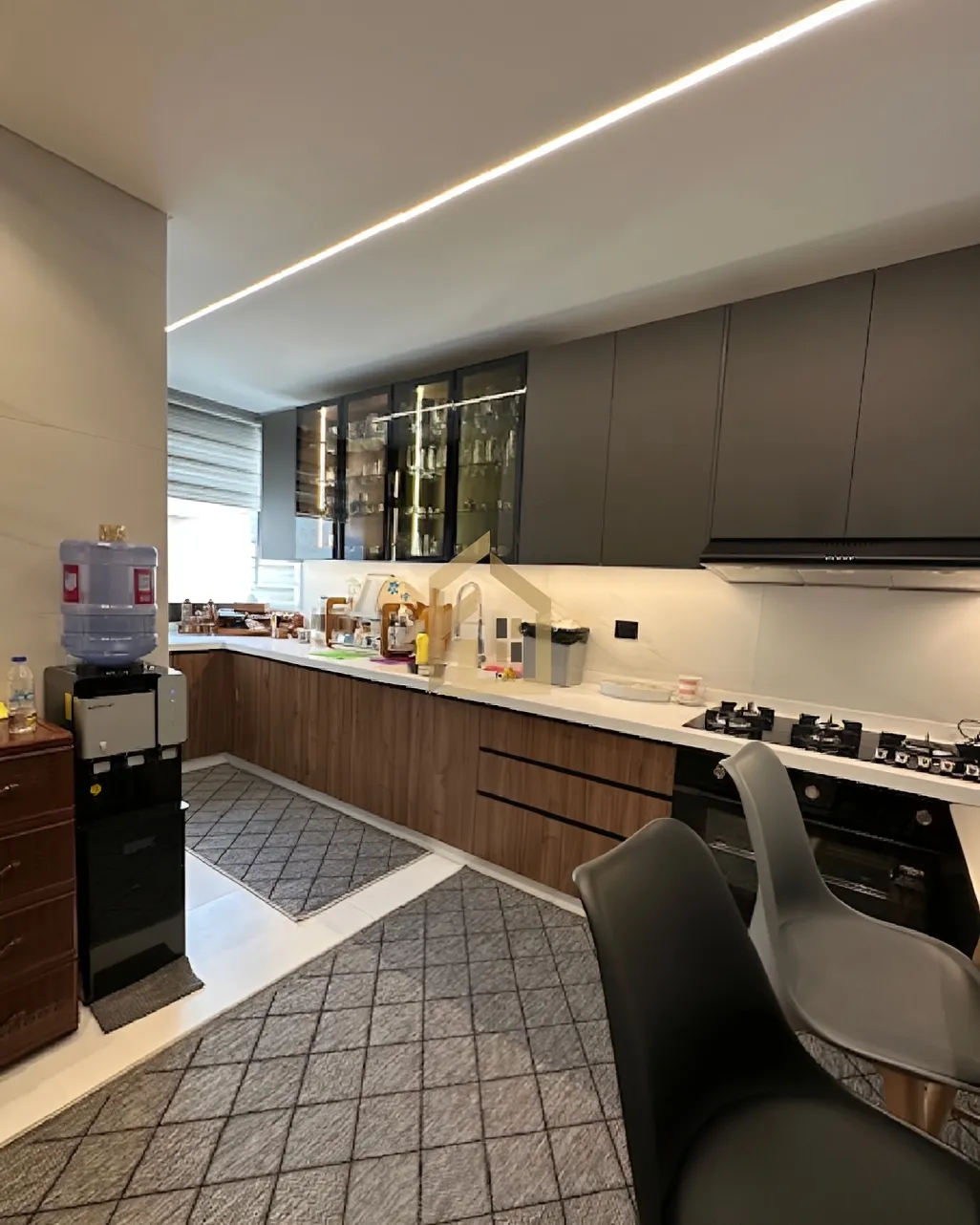 Apartment for sale in Mar Takla, Hazmieh - 3 bed, 4 bath