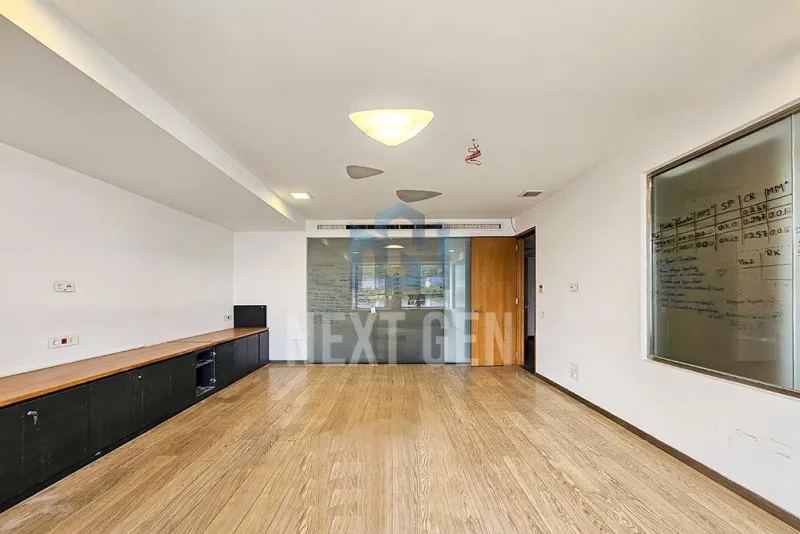 Office for Rent in Achrafieh