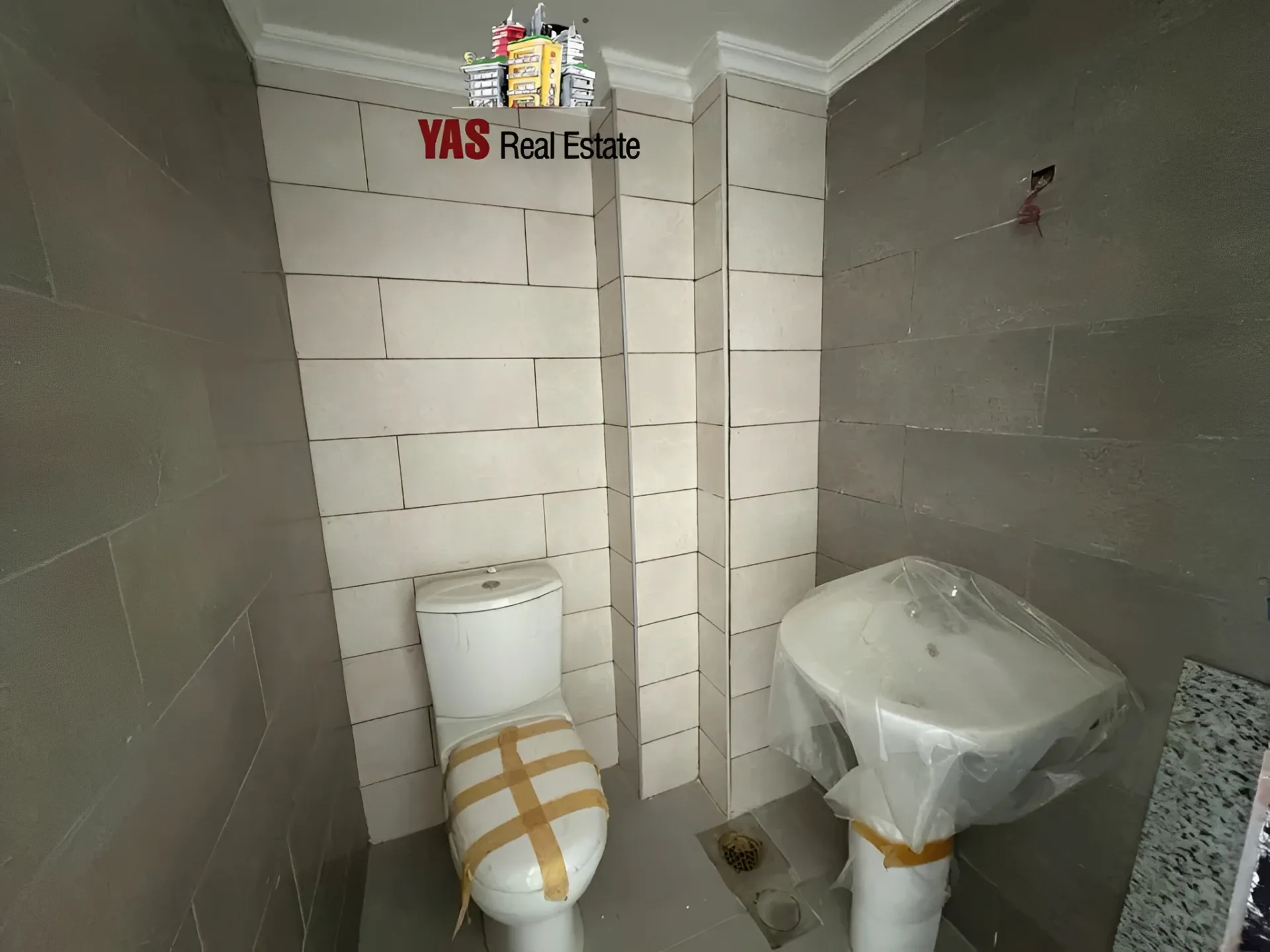 Apartment for Sale in Ballouneh