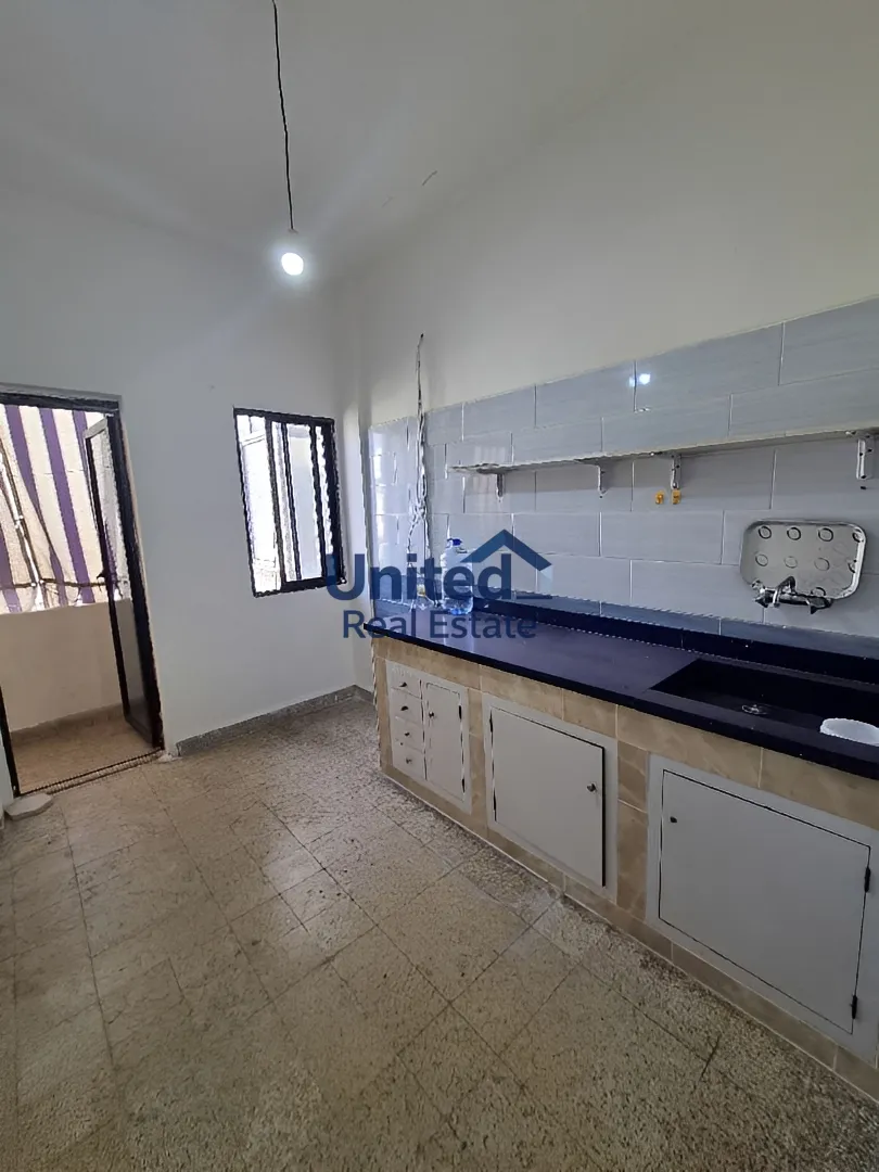 Apartment for rent in Forn El Chebbak