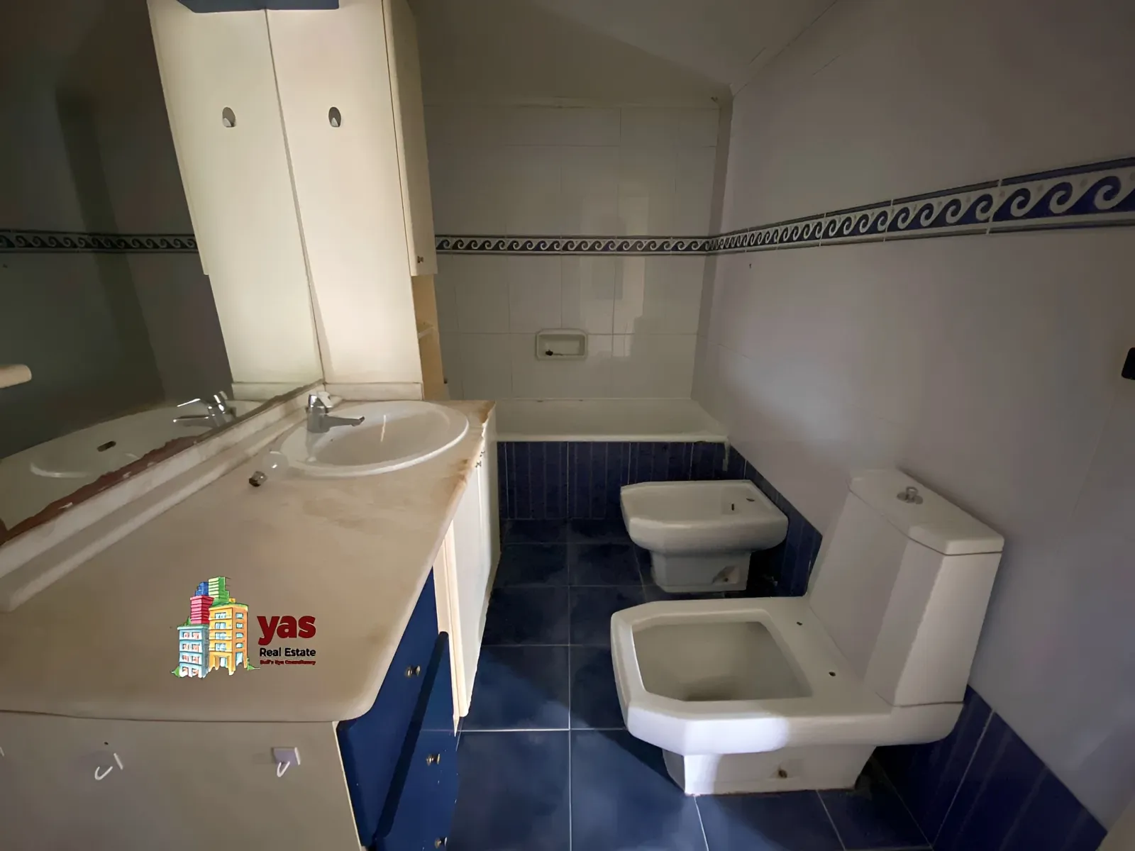 Apartment for Sale in Adma - 3 bed, 2 bath
