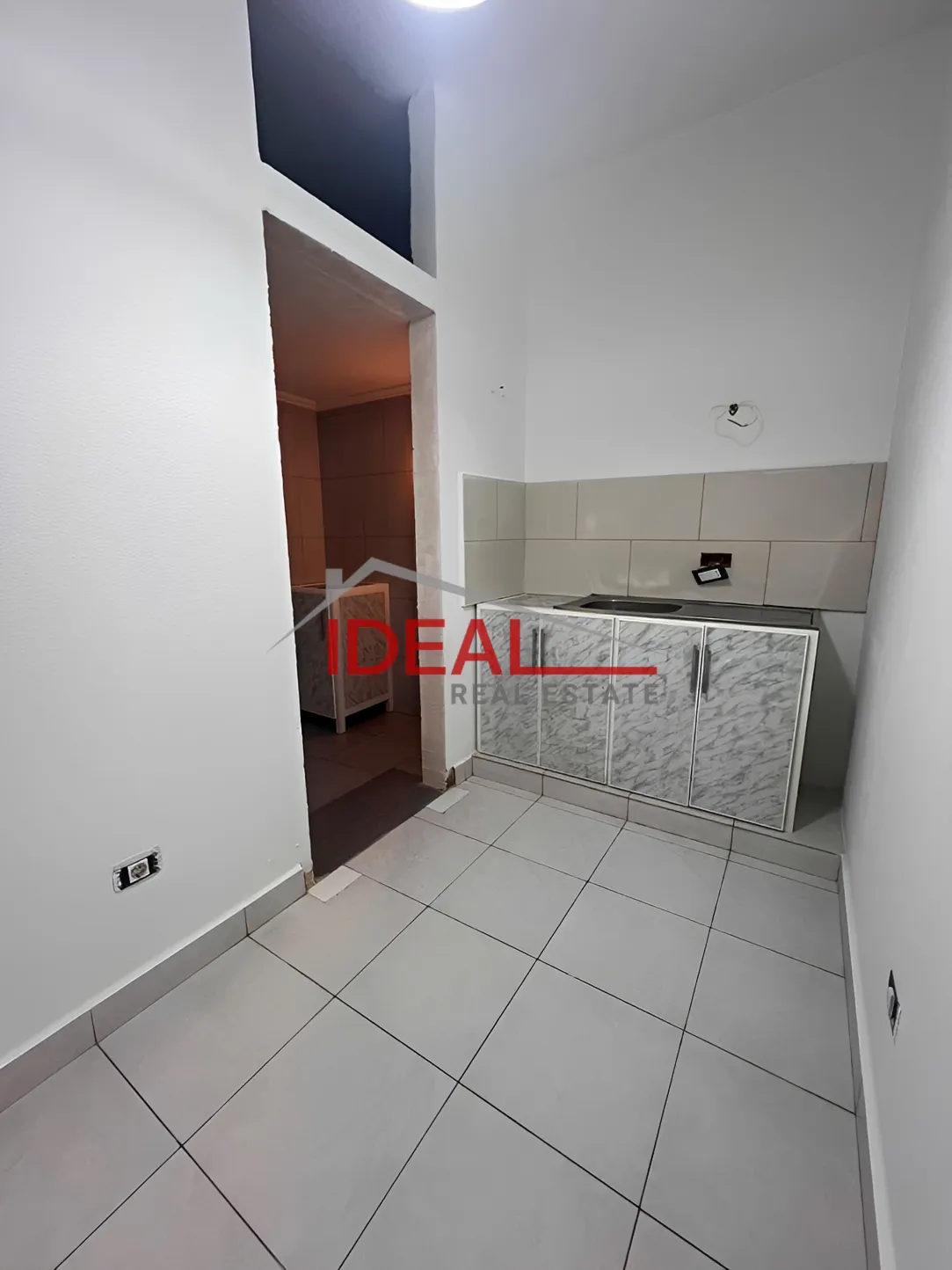 Shop for rent in Kaslik, Lebanon