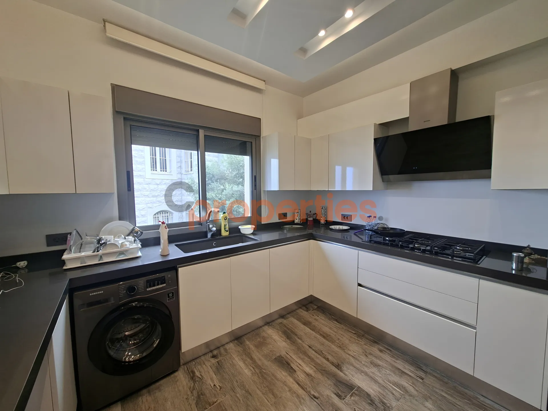 Apartment for Sale in Halat