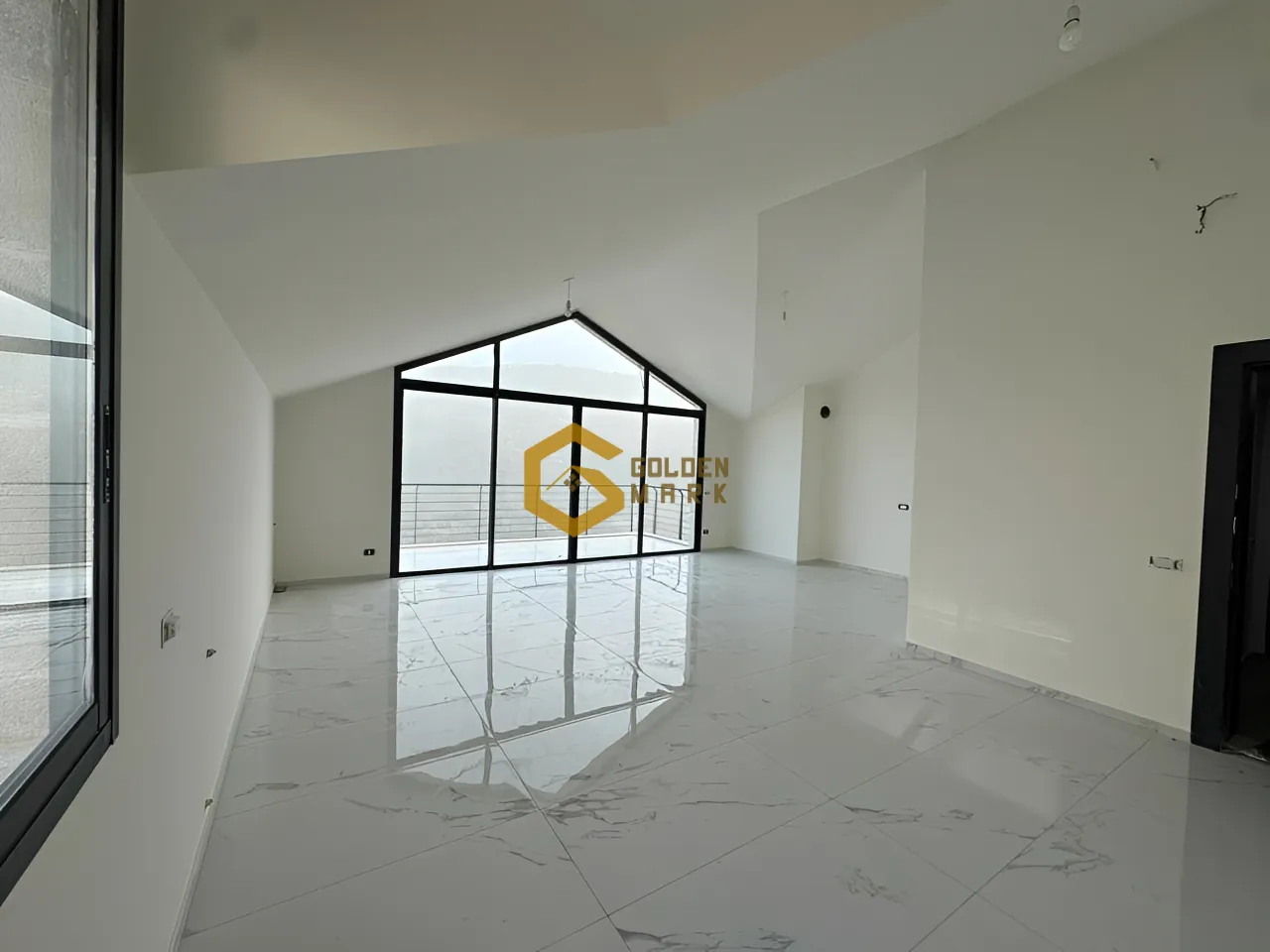 Apartment for Sale in Baabdat - 2 bed, 2 bath