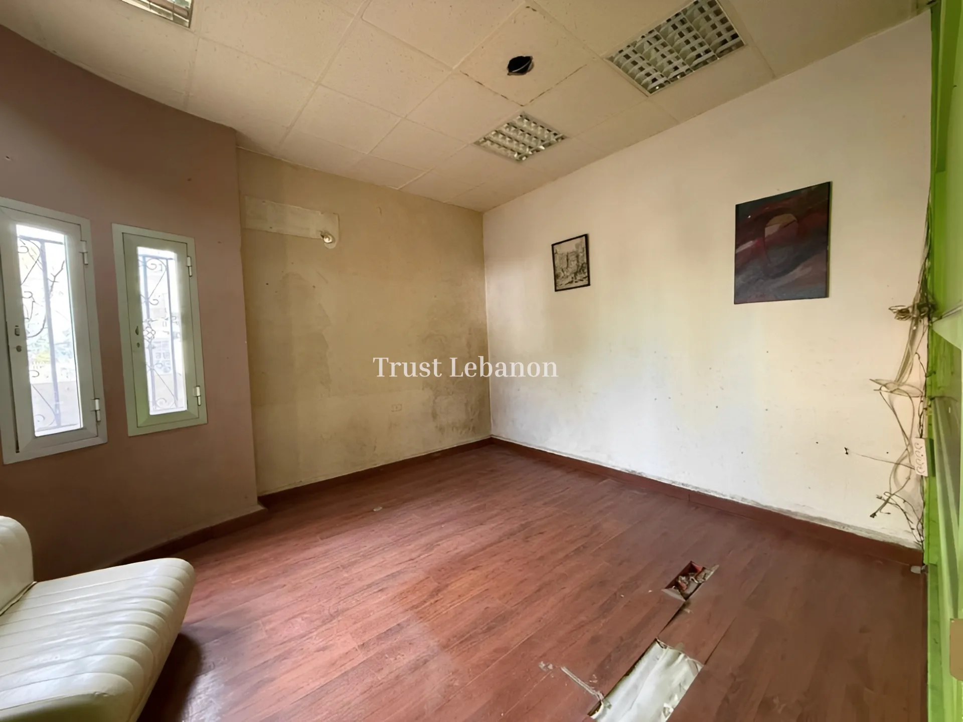 Shop for rent in Broummana, Lebanon
