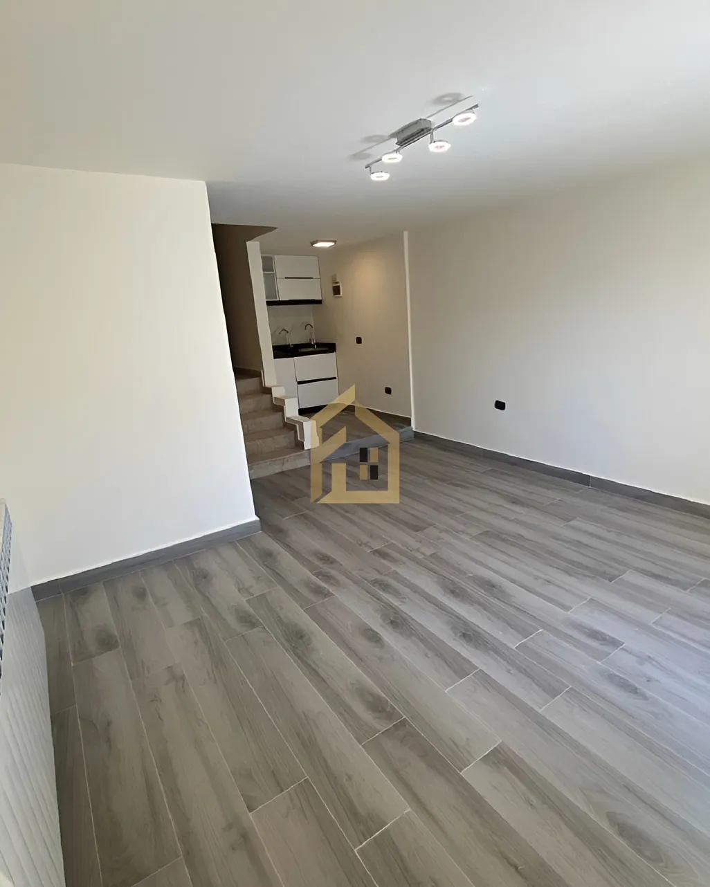 Chalet for sale in Faraiya, Lebanon - 1 bed, 2 bath