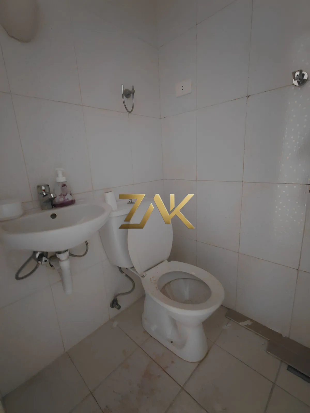 Shop for Rent Zouk Mikael