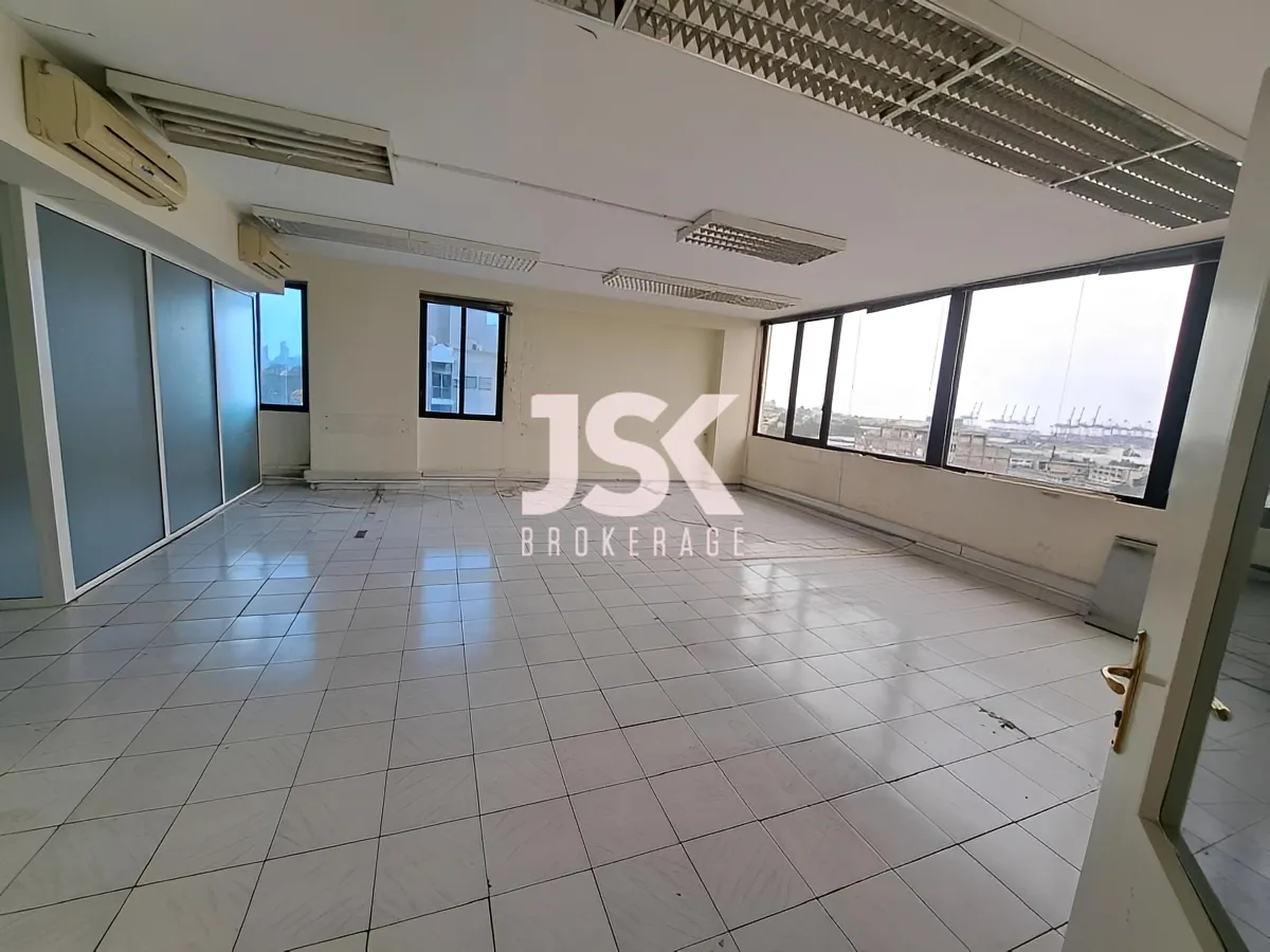 Office for rent in Daoura, Lebanon