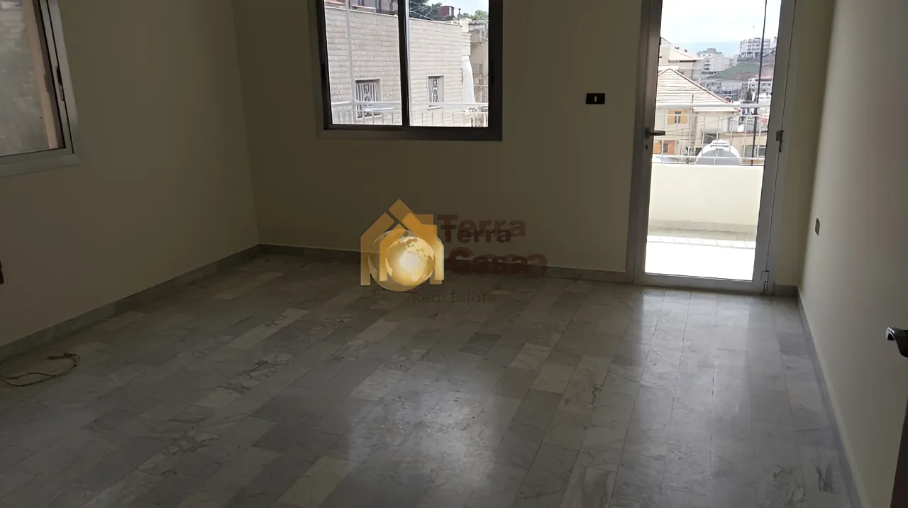 Apartment for Sale in Haouch el Zaraane 190 Sqm - 2 bed, 2 bath