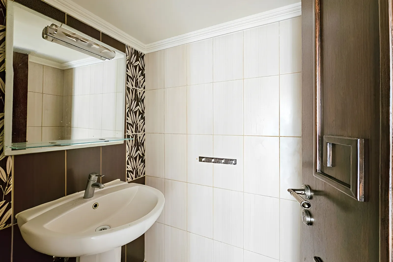 Apartment for Rent in Zarif