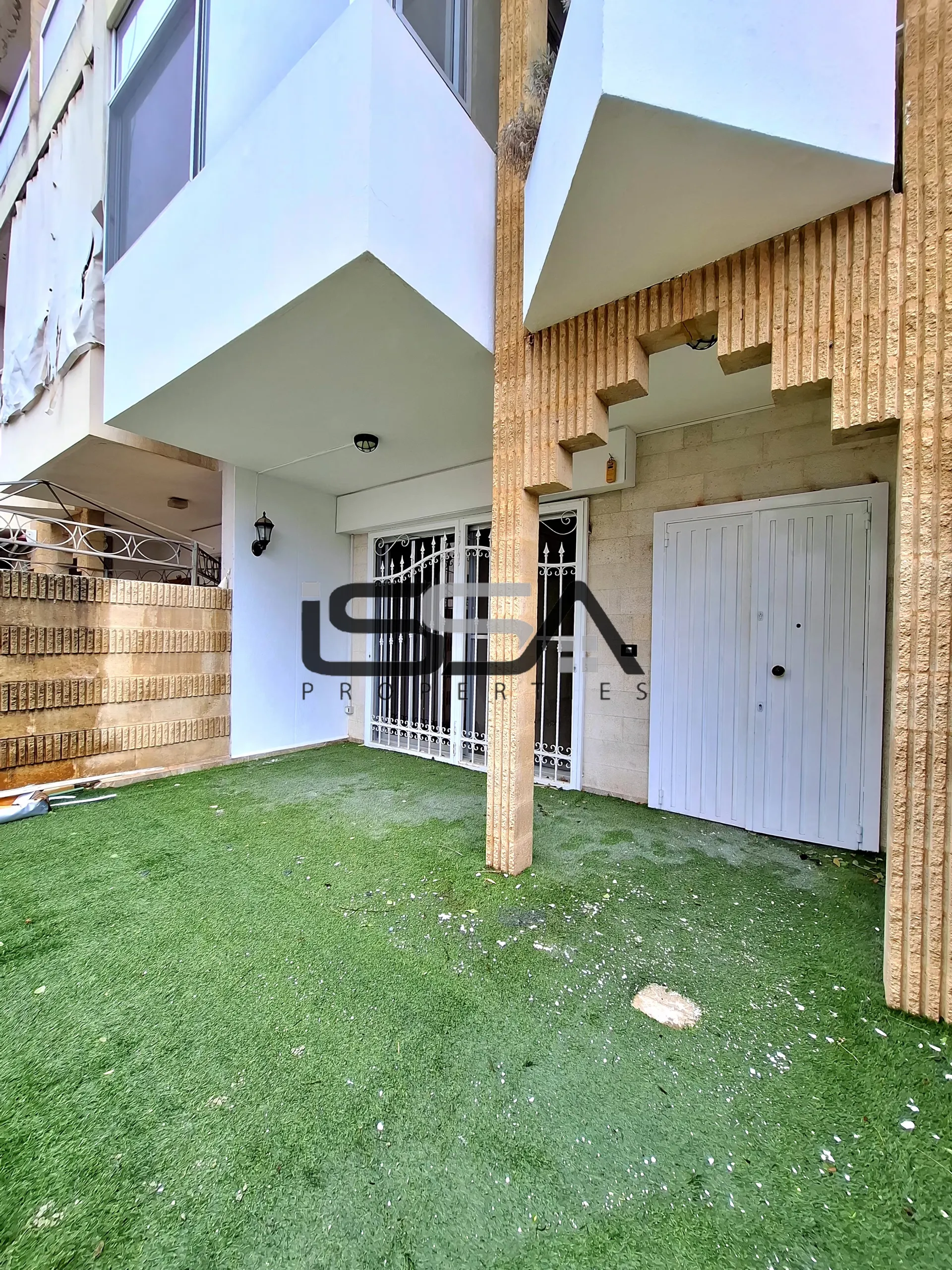 Duplex for rent in Ballouneh, lebanon