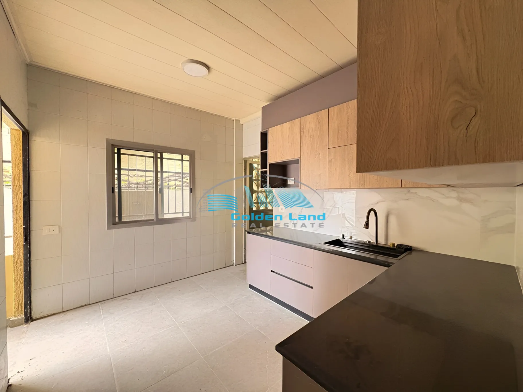 Apartment for sale in Mazraat Yachoua, Lebanon