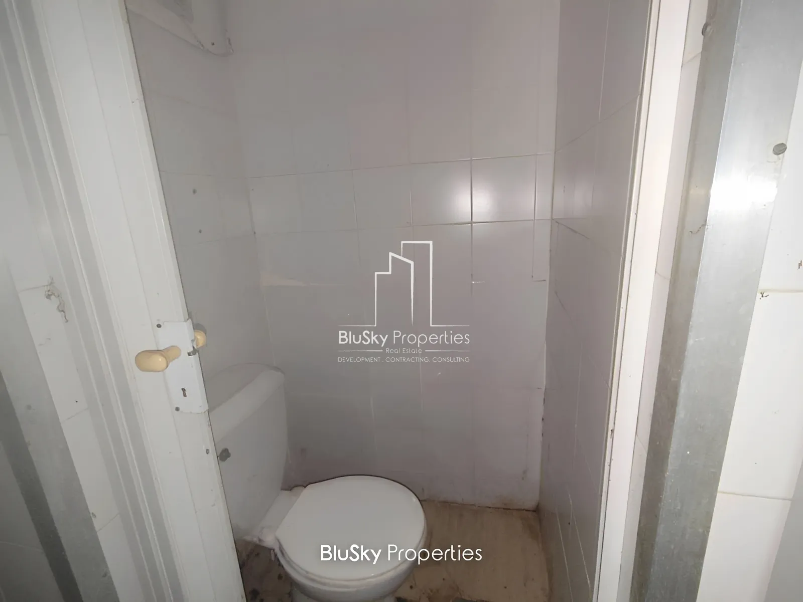 Shop for sale in Zouk Mosbeh