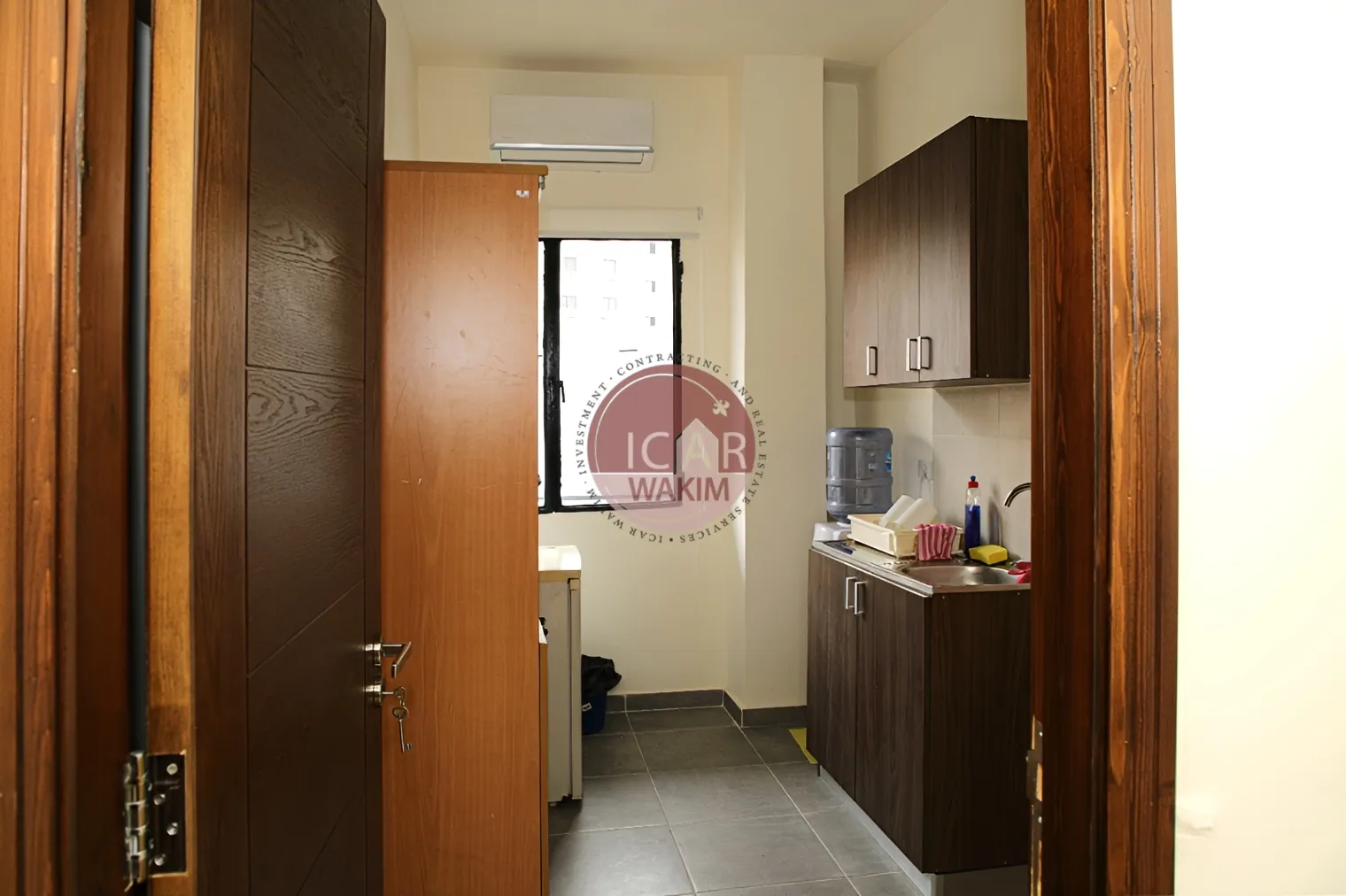 Office for rent in Baouchriyeh