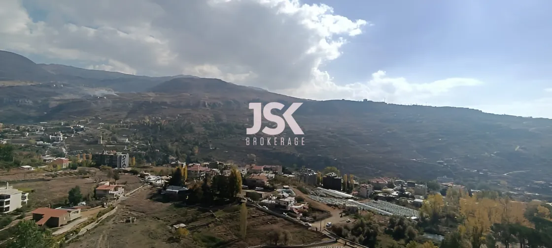 Chalet for Sale in Faraiya