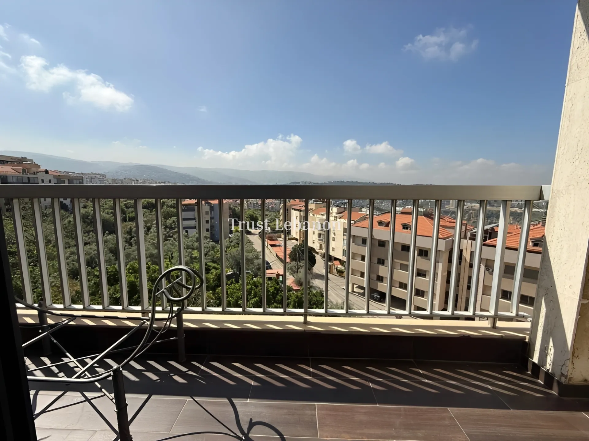 Apartment for sale in Mansourieh, Lebanon - 4 bed, 4 bath