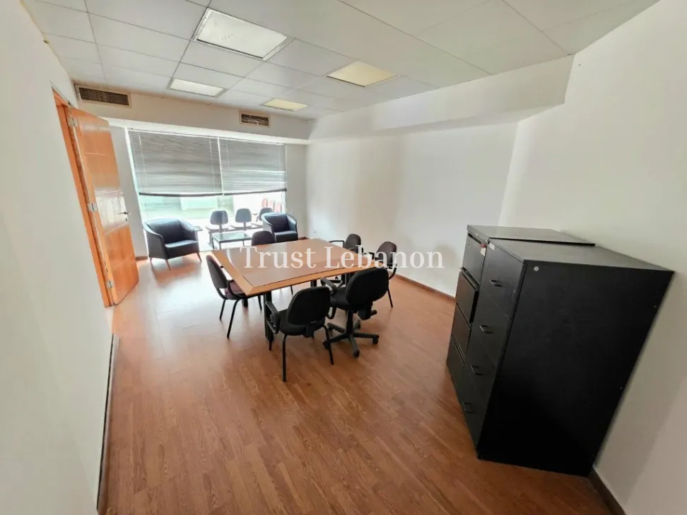 Office for rent in Mkalles, Lebanon