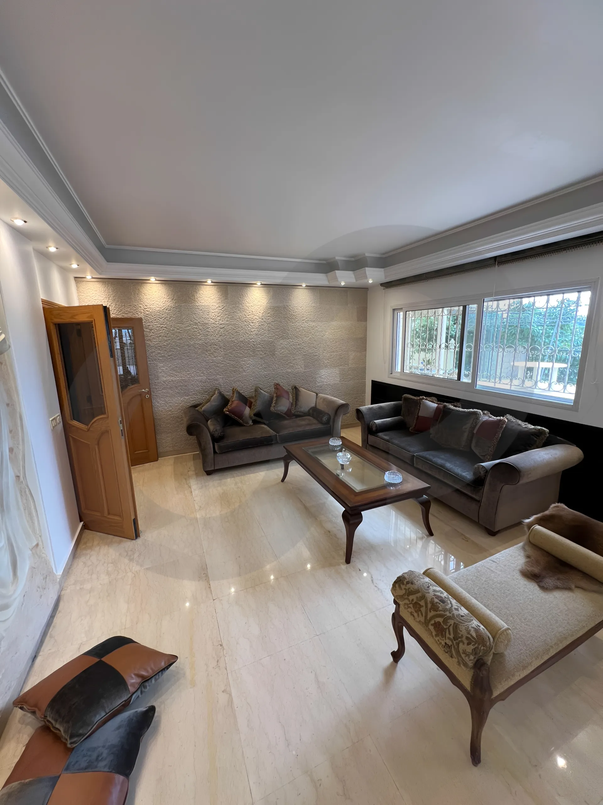 Building for Sale in Fanar