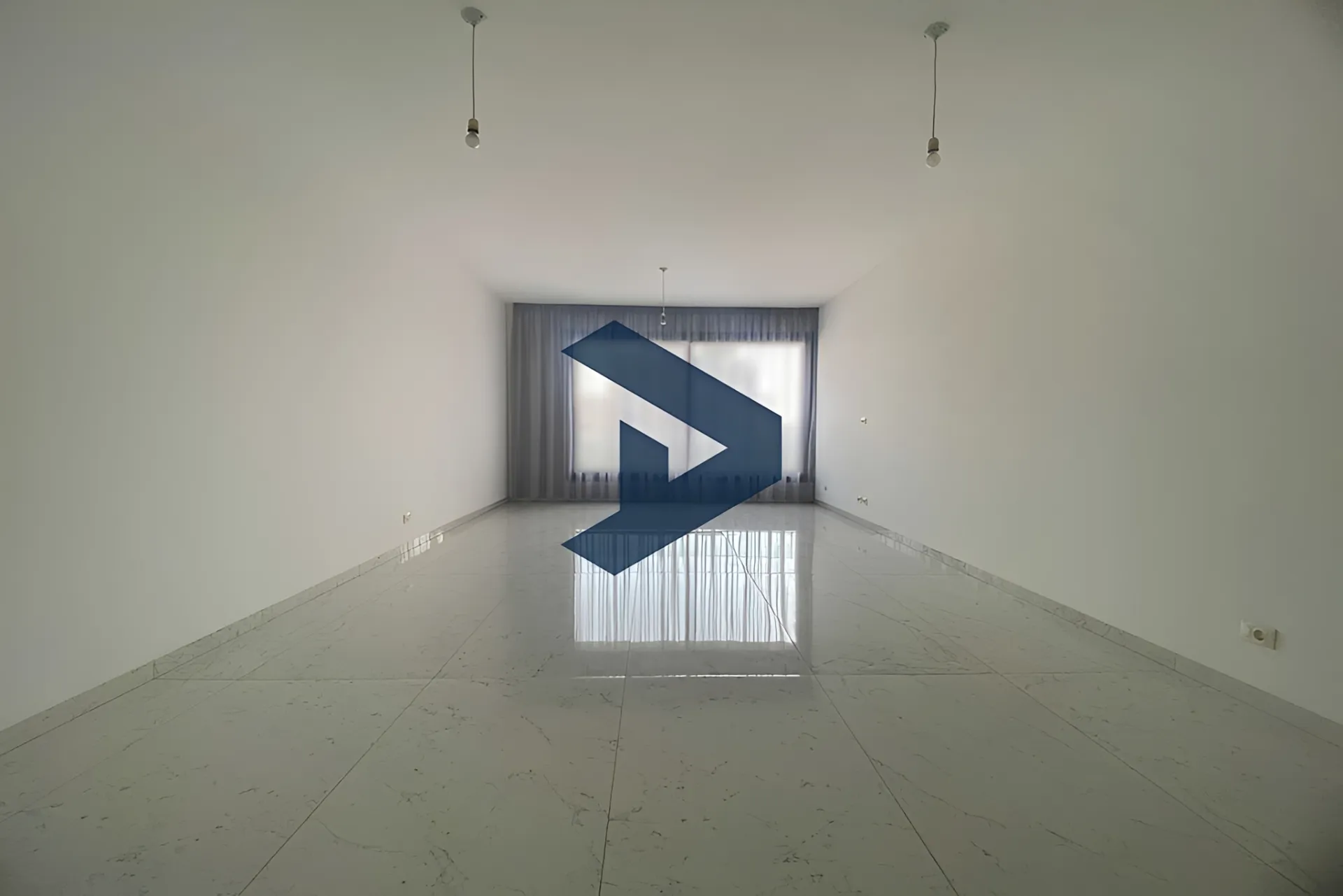 Apartment for rent in Kraytem, Beirut, Lebanon - 3 bed, 4 bath