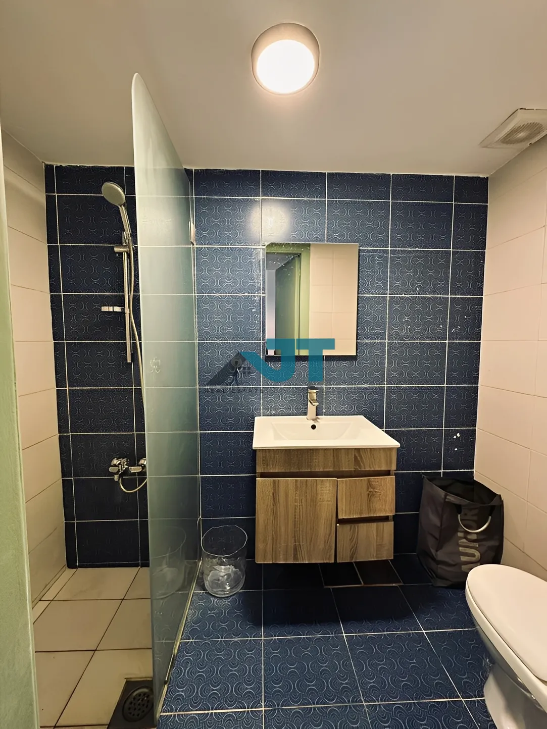 Apartment for Rent in Geitaoui, Achrafieh