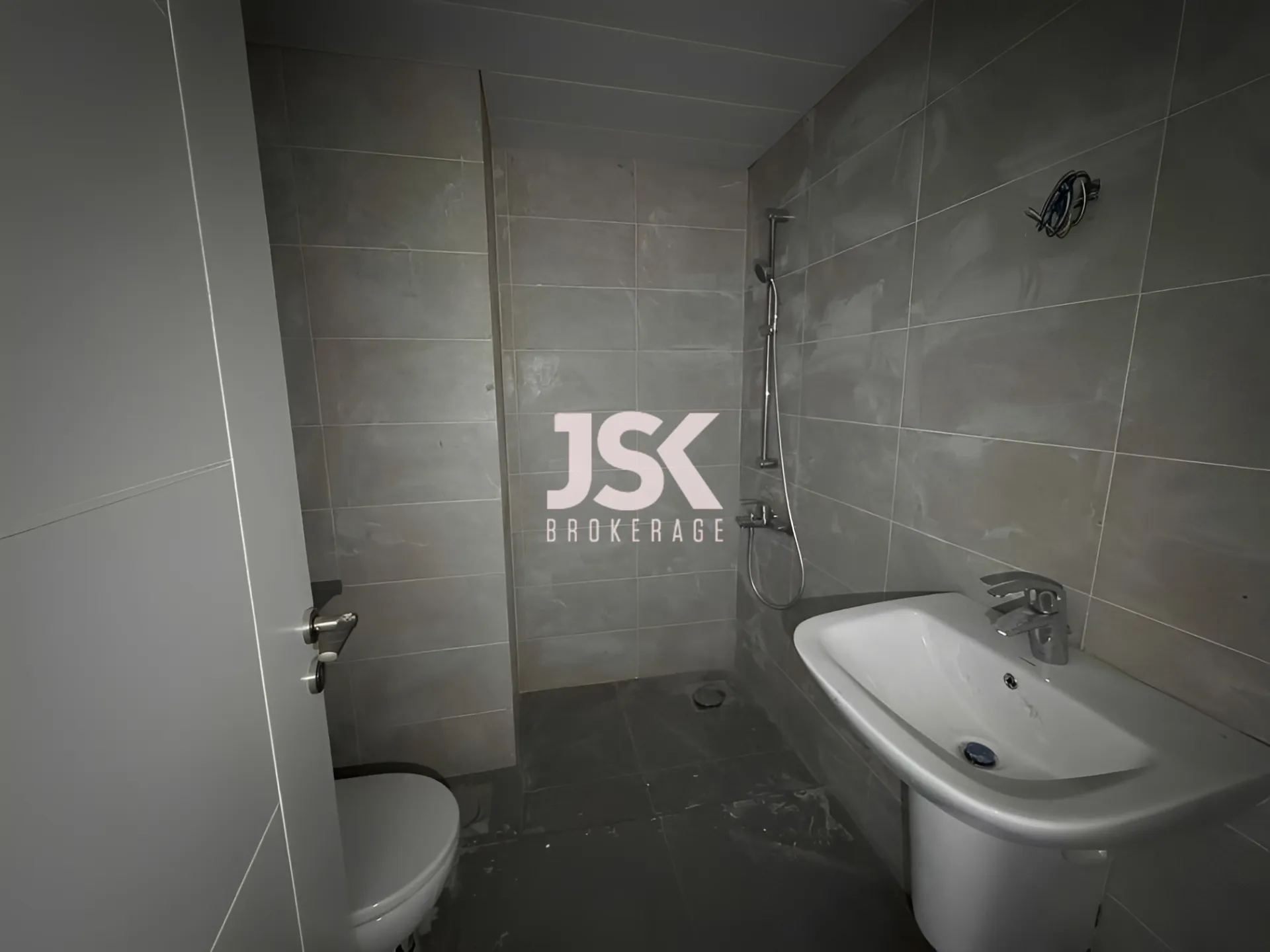 Apartment for Sale in Ain el remmeneh, baabda