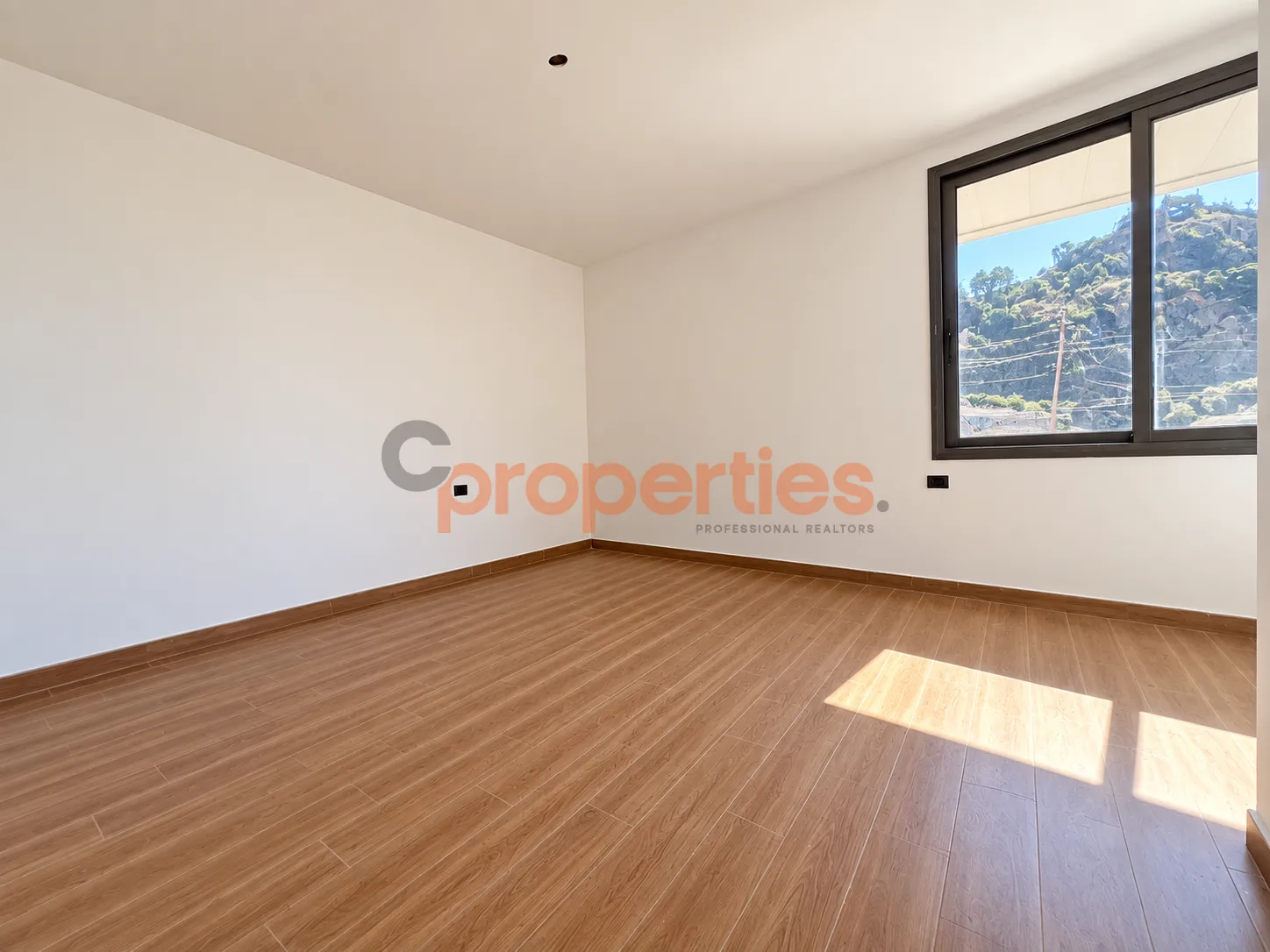 Apartment for Sale in Ain Aar