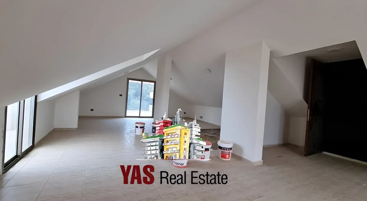 Apartment for Sale in Ballouneh