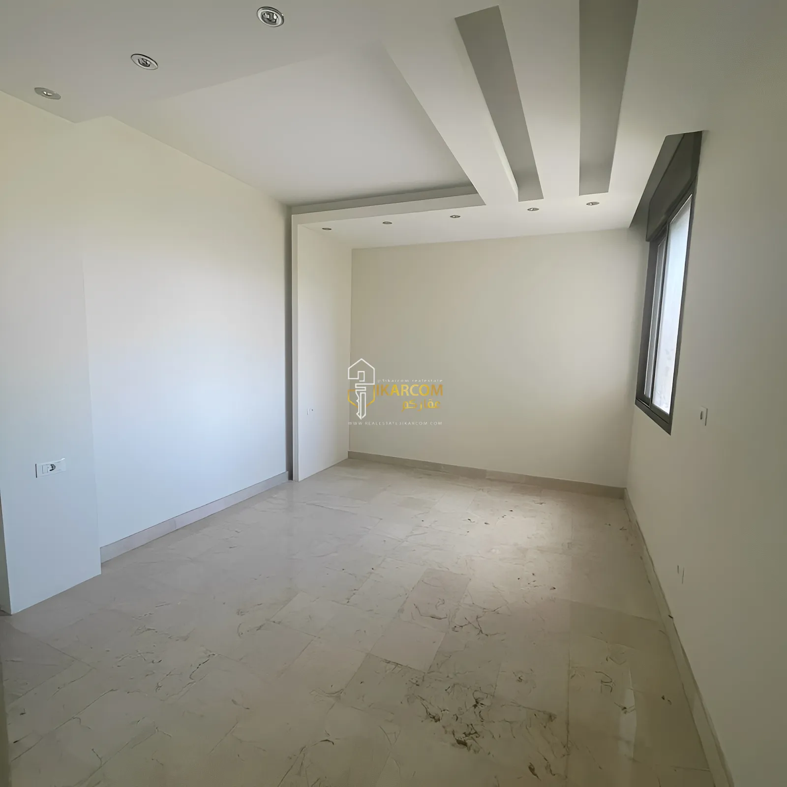Apartment for Sale in Ras Al Naba'a, Beirut, Lebanon
