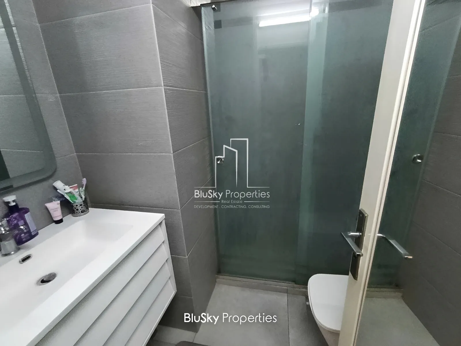 Chalet for Sale in Safra