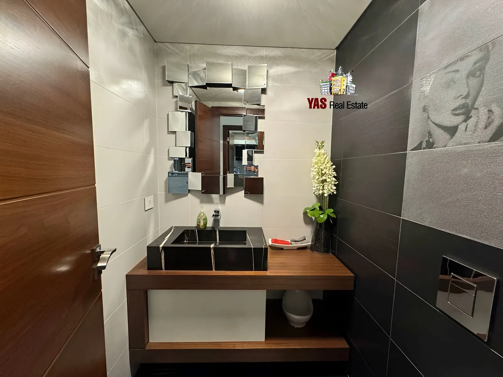 Apartment for Sale in Ballouneh