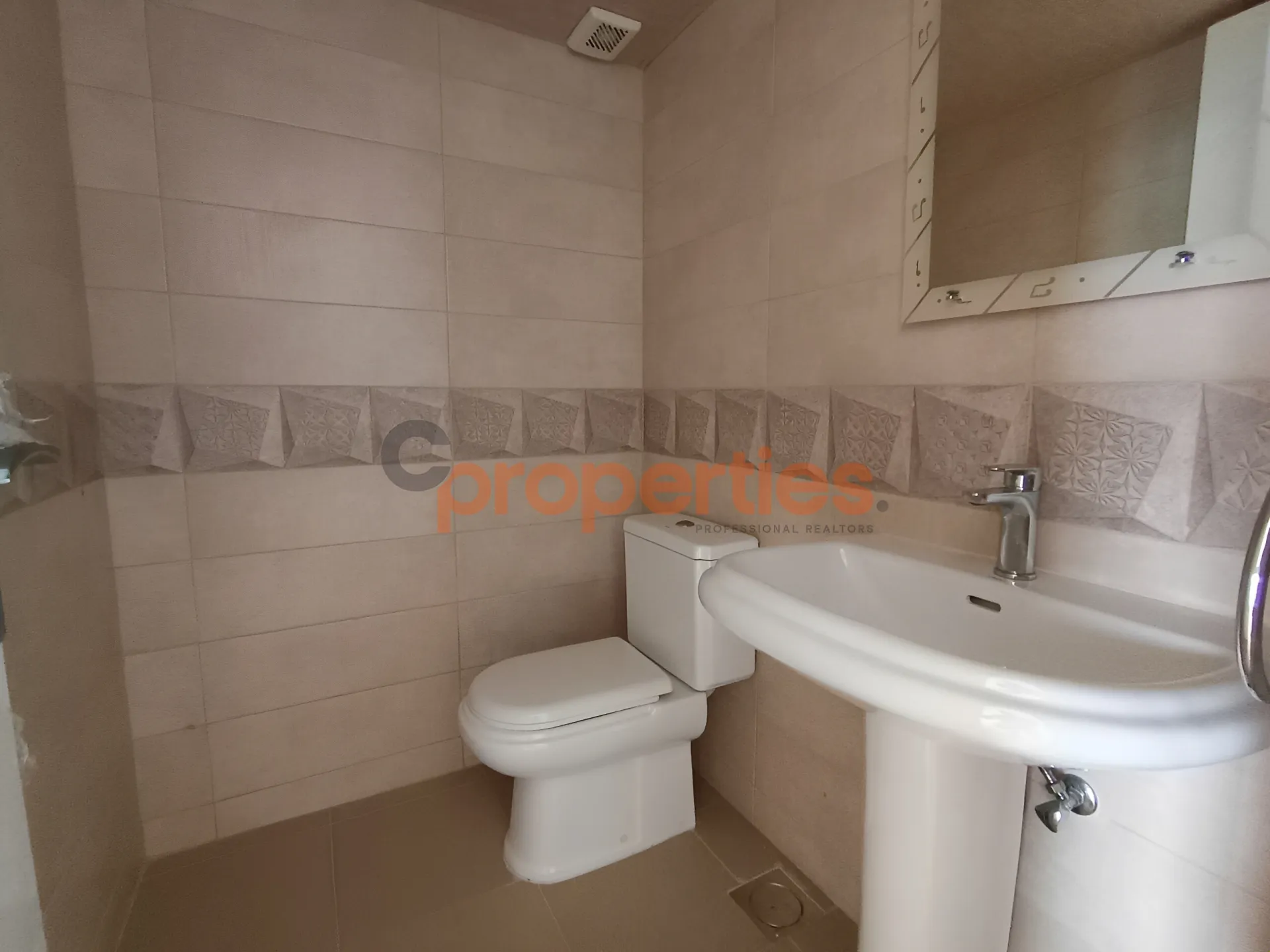 Apartment for Rent in Chekka