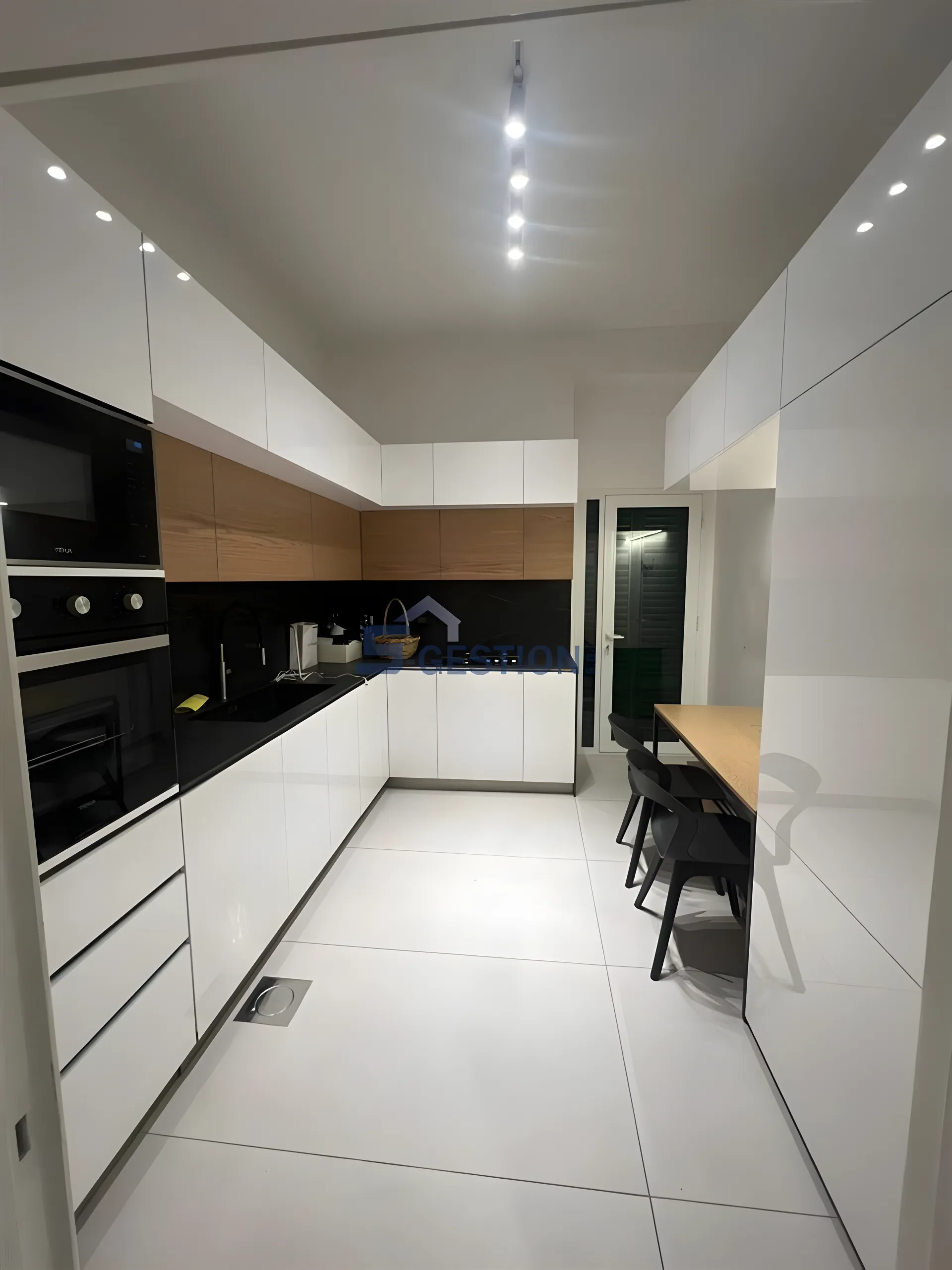 Apartment for Rent in Achrafieh
