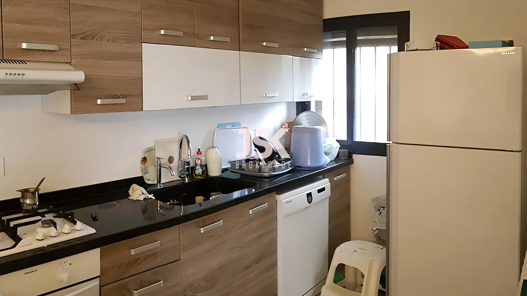 Triplex for Sale in Mechmech