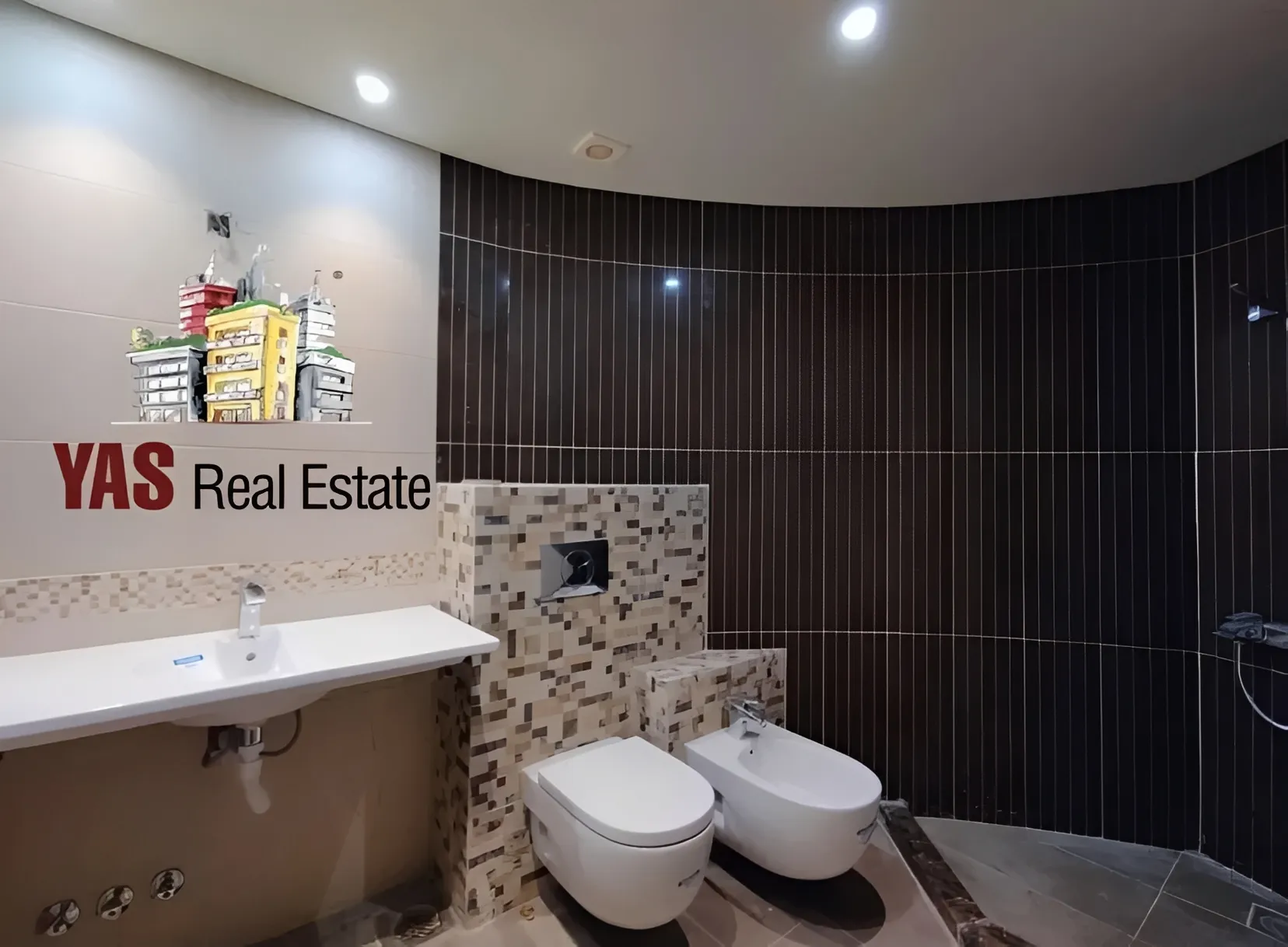 Apartment for Sale in Ballouneh - 3 bed, 4 bath