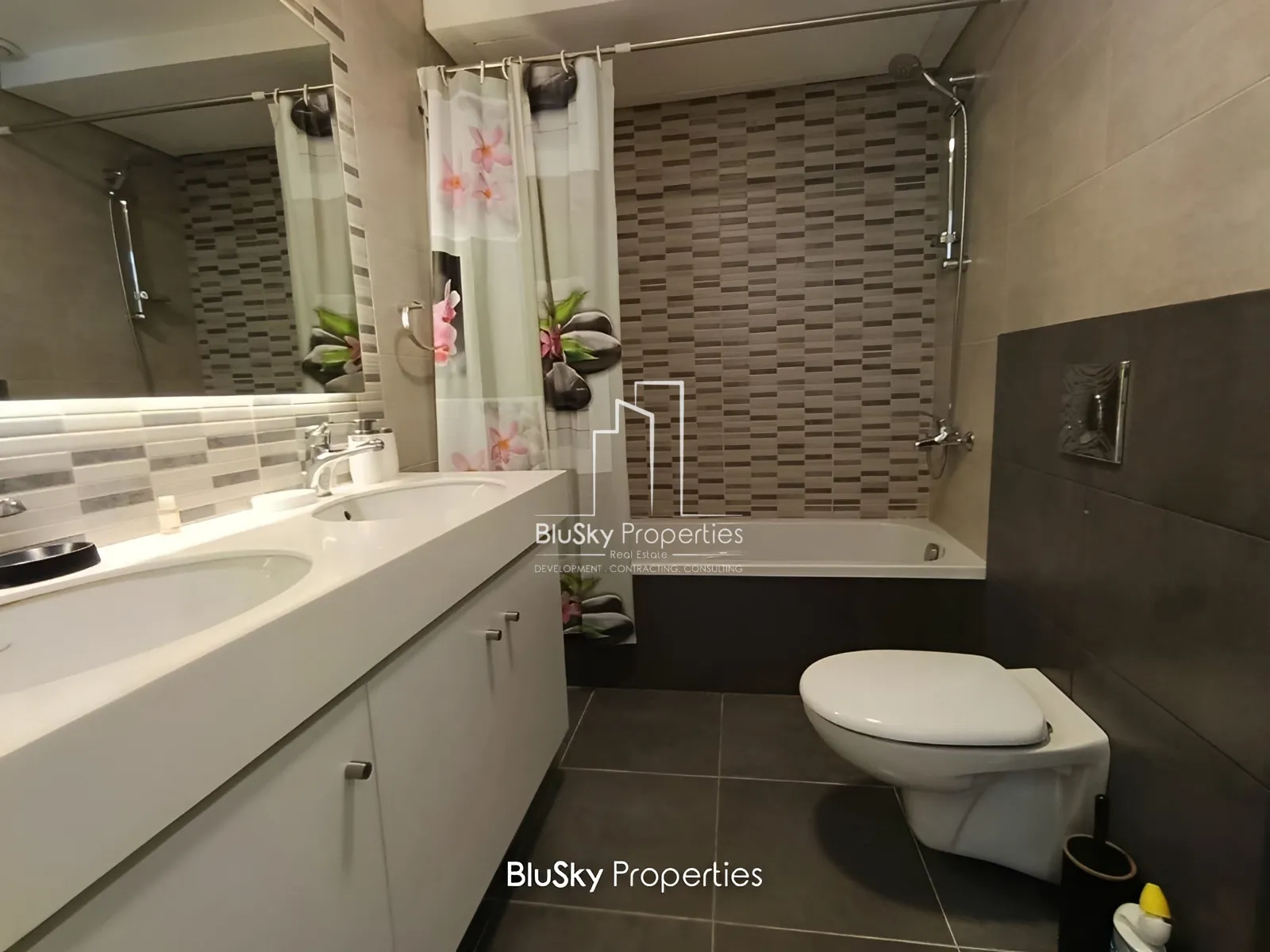 Apartment for Sale in Adma