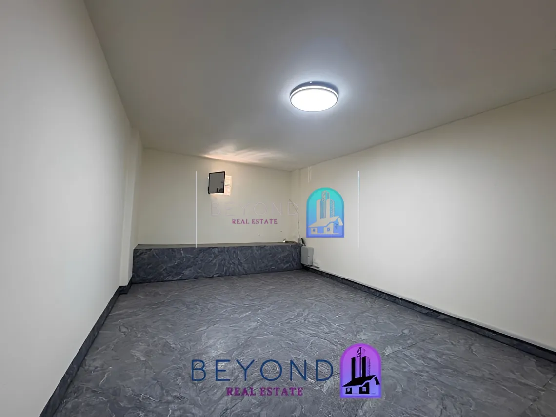 Shop for rent in Caracas, Beirut, Lebanon