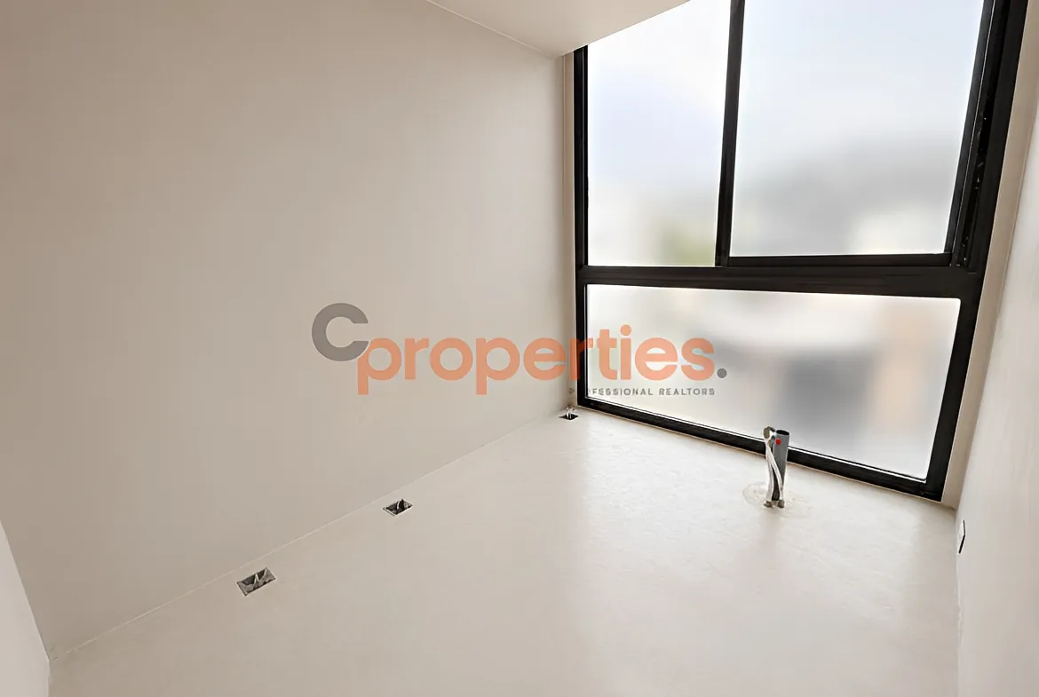 Office for Rent in Naqqache