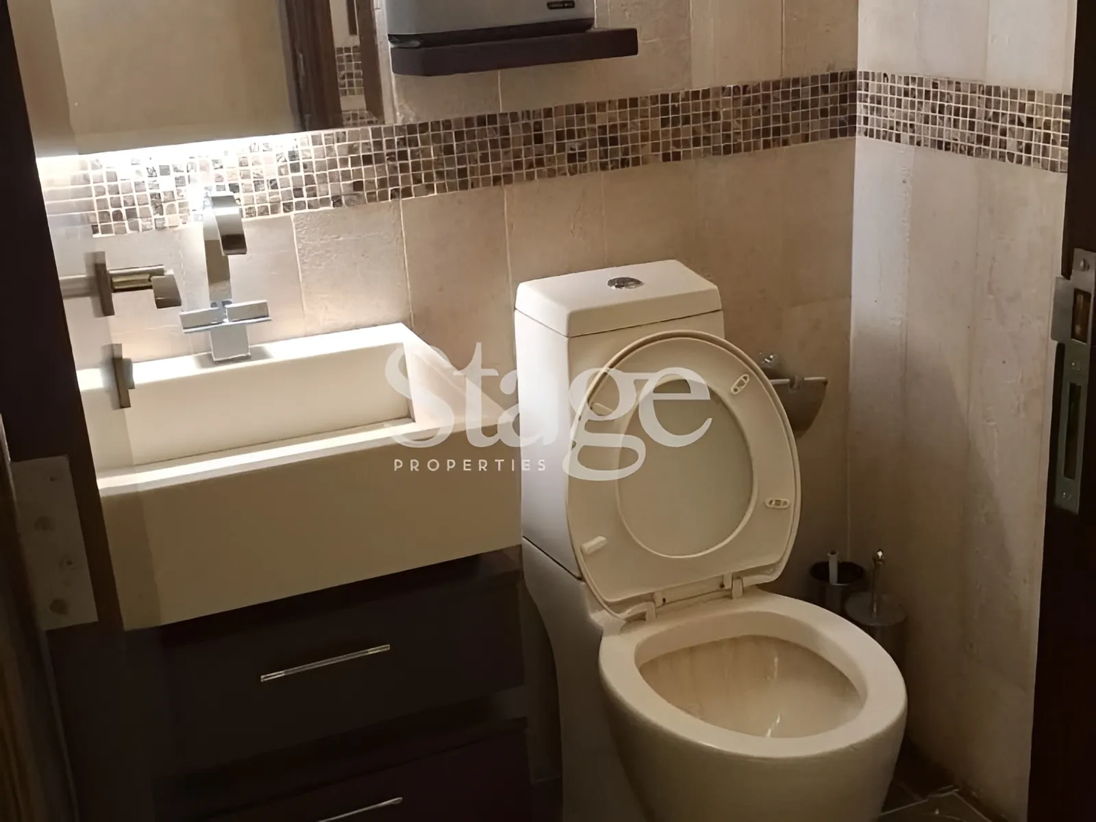 Apartment for rent in Dbayeh