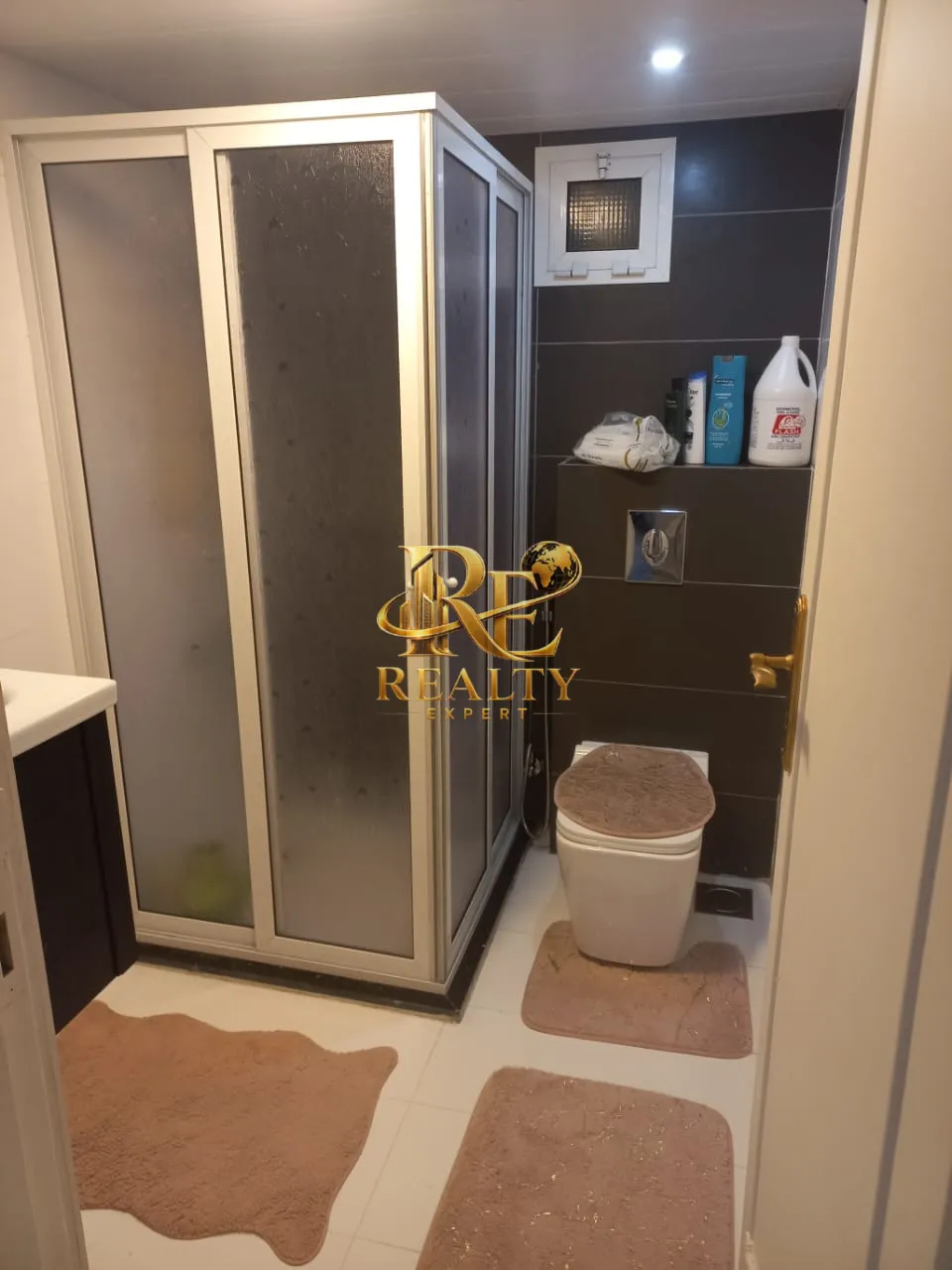 شقة for sale in بيروت، لبنان