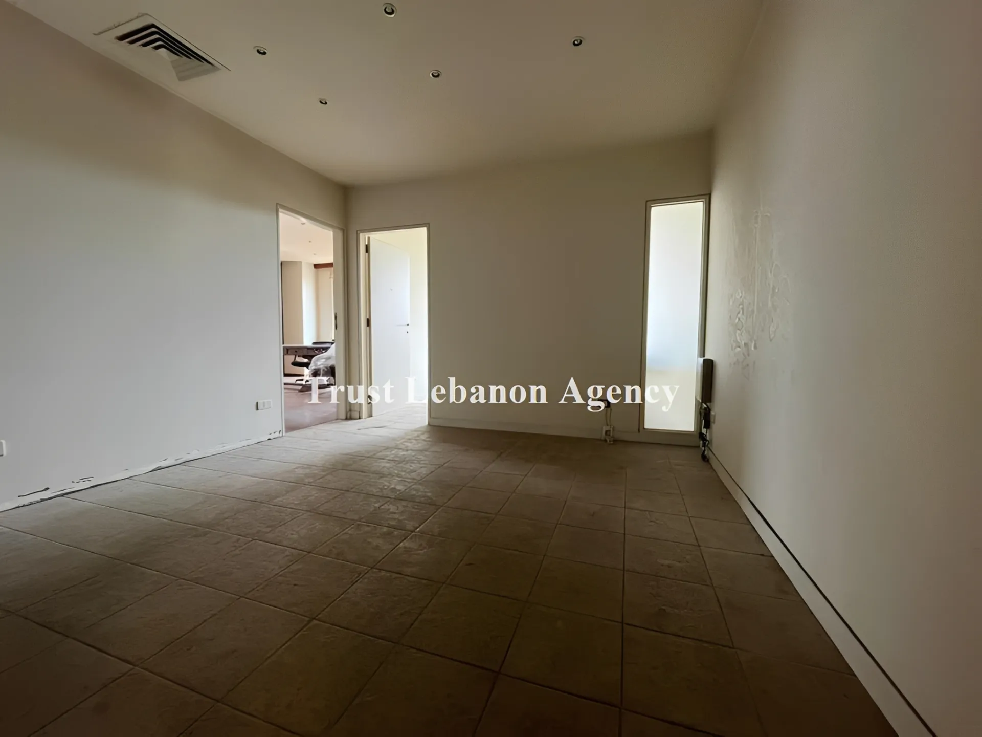 Clinic for sale in Beirut, Adliyeh