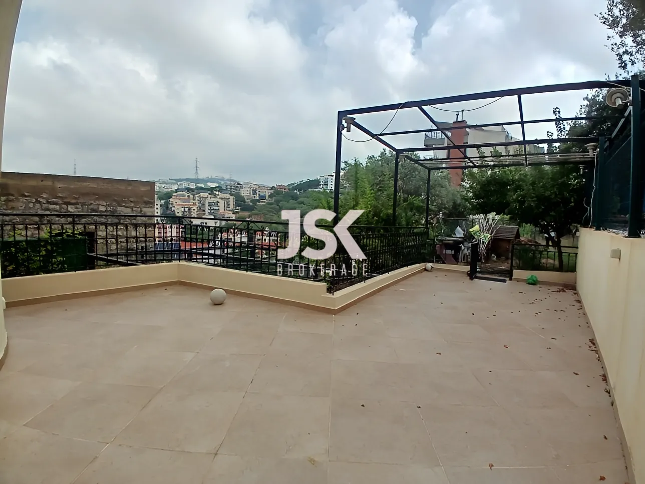 Apartment for Sale in Bsalim