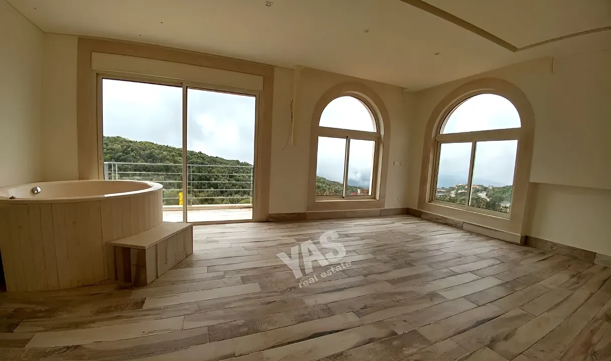 Villa for Sale in Ajaltoun - 5 bed, 5 bath