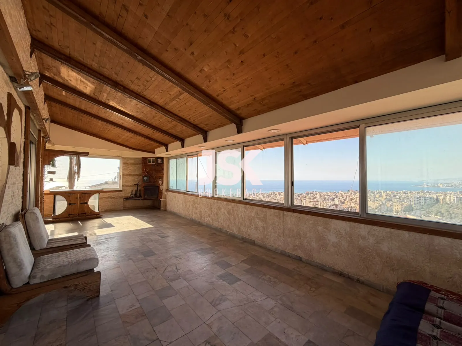 Apartment for Sale in Adonis