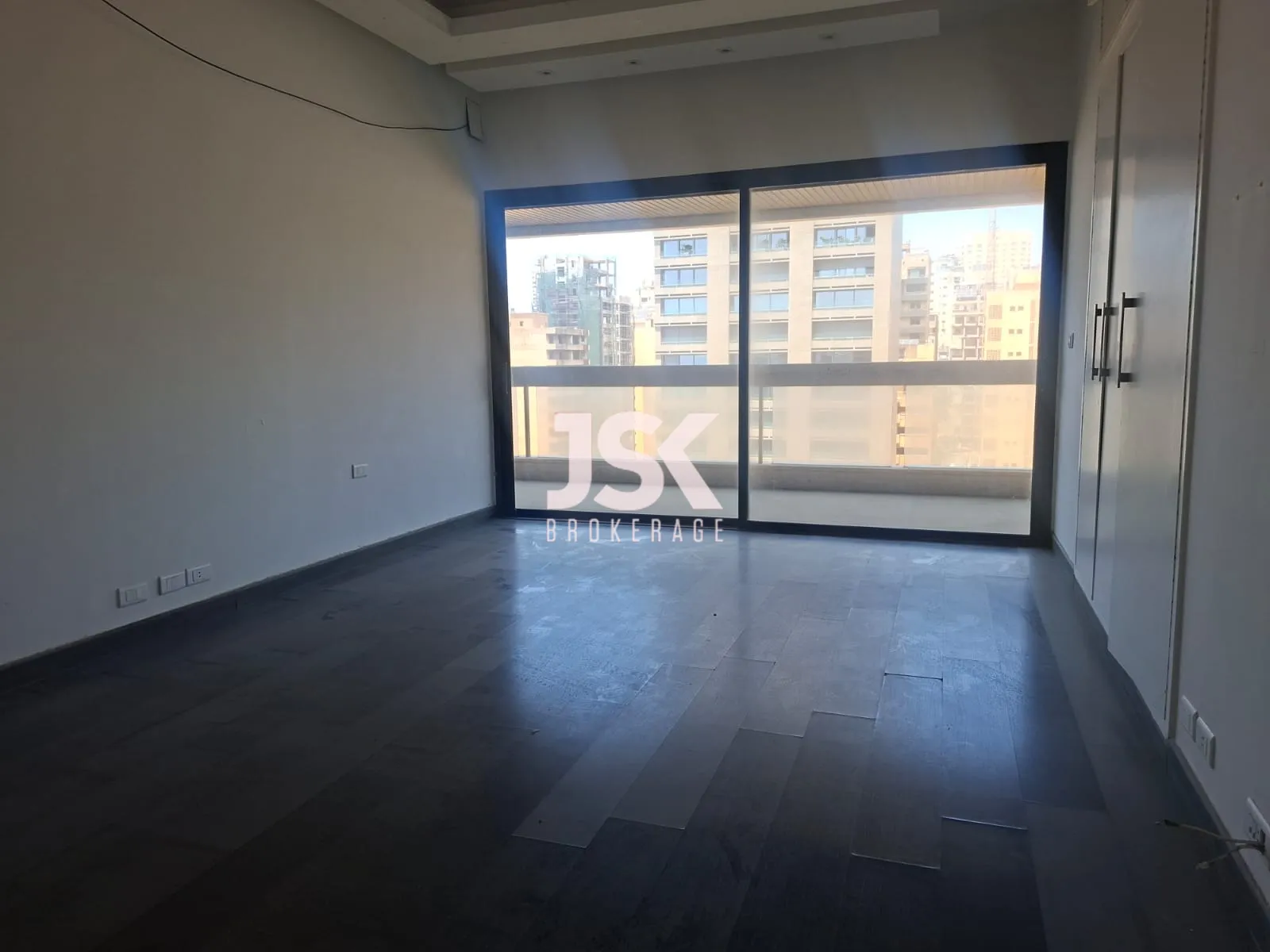 Apartment for Sale in Ramlet El Baida